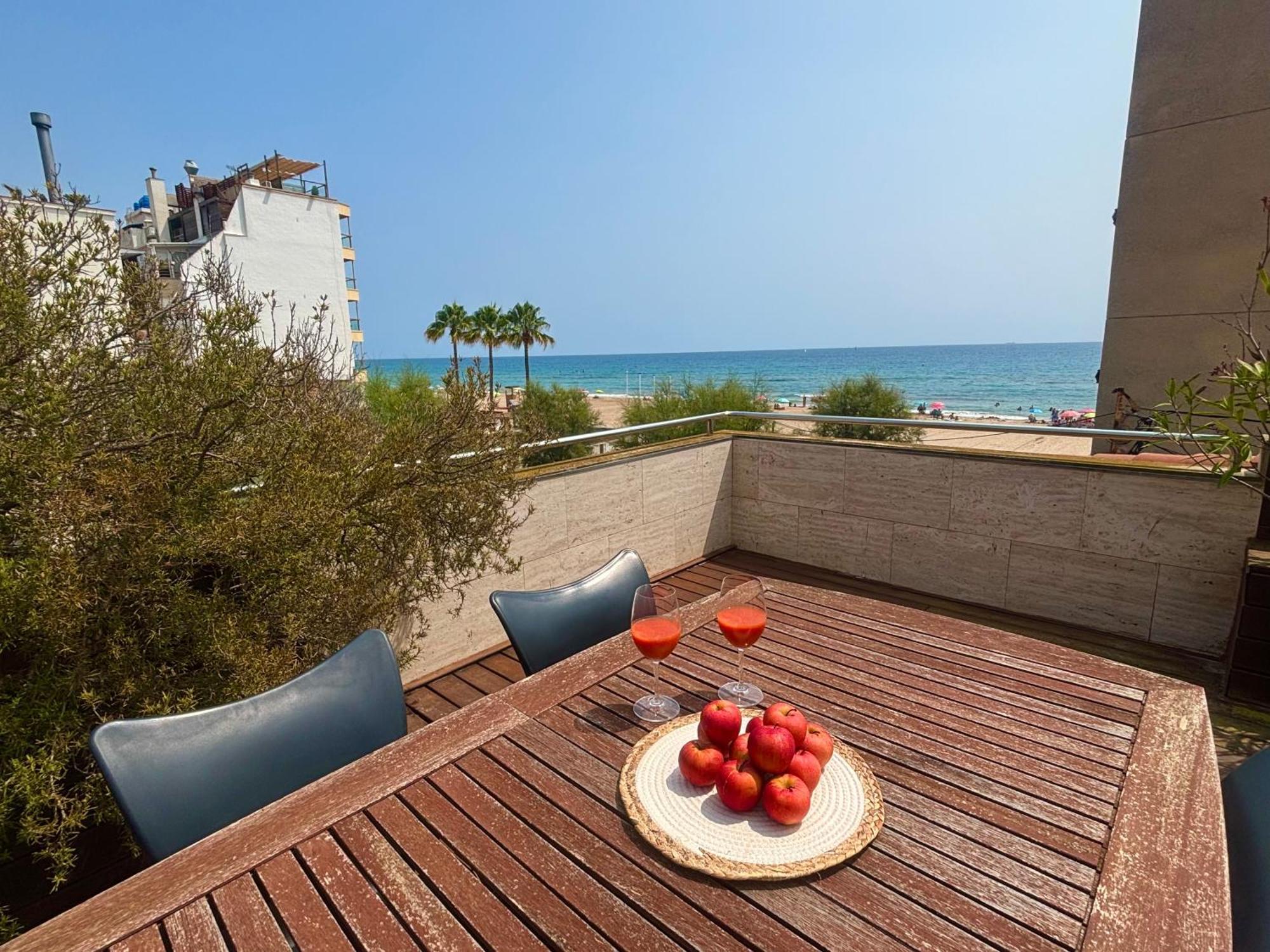 Increible Casa Frente Al Mar , Planta Baja Apartman Torredembarra Kültér fotó